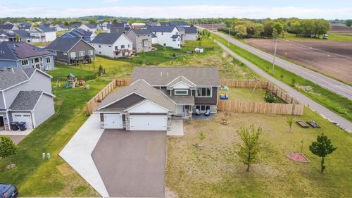 8522 Ebersole Ave Ne, Monticello, MN, 55362-4682 | Card Image
