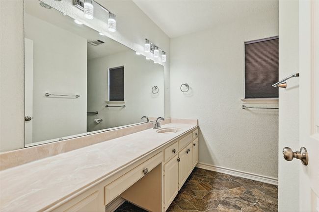 2107 Meadows Cir, House other with 3 bedrooms, 2 bathrooms and null parking in Sherman TX | Image 23