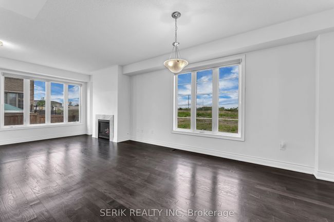 479 Izumi Gate, House attached with 4 bedrooms, 3 bathrooms and 1 parking in Milton ON | Image 8