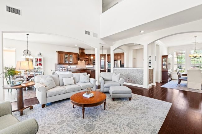 16216 Zagros Way, House other with 5 bedrooms, 4 bathrooms and null parking in Austin TX | Image 6