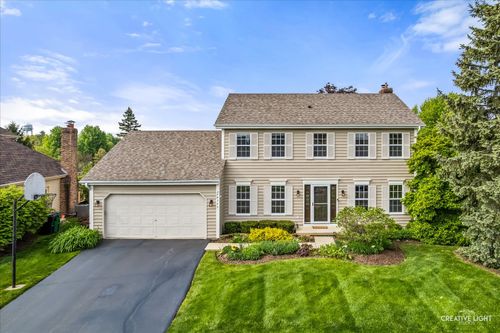 27W343 Churchill Rd, Winfield, IL, 60190-1827 | Card Image