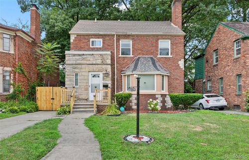 20179 Canterbury Rd, Detroit, MI, 48221-1301 | Card Image