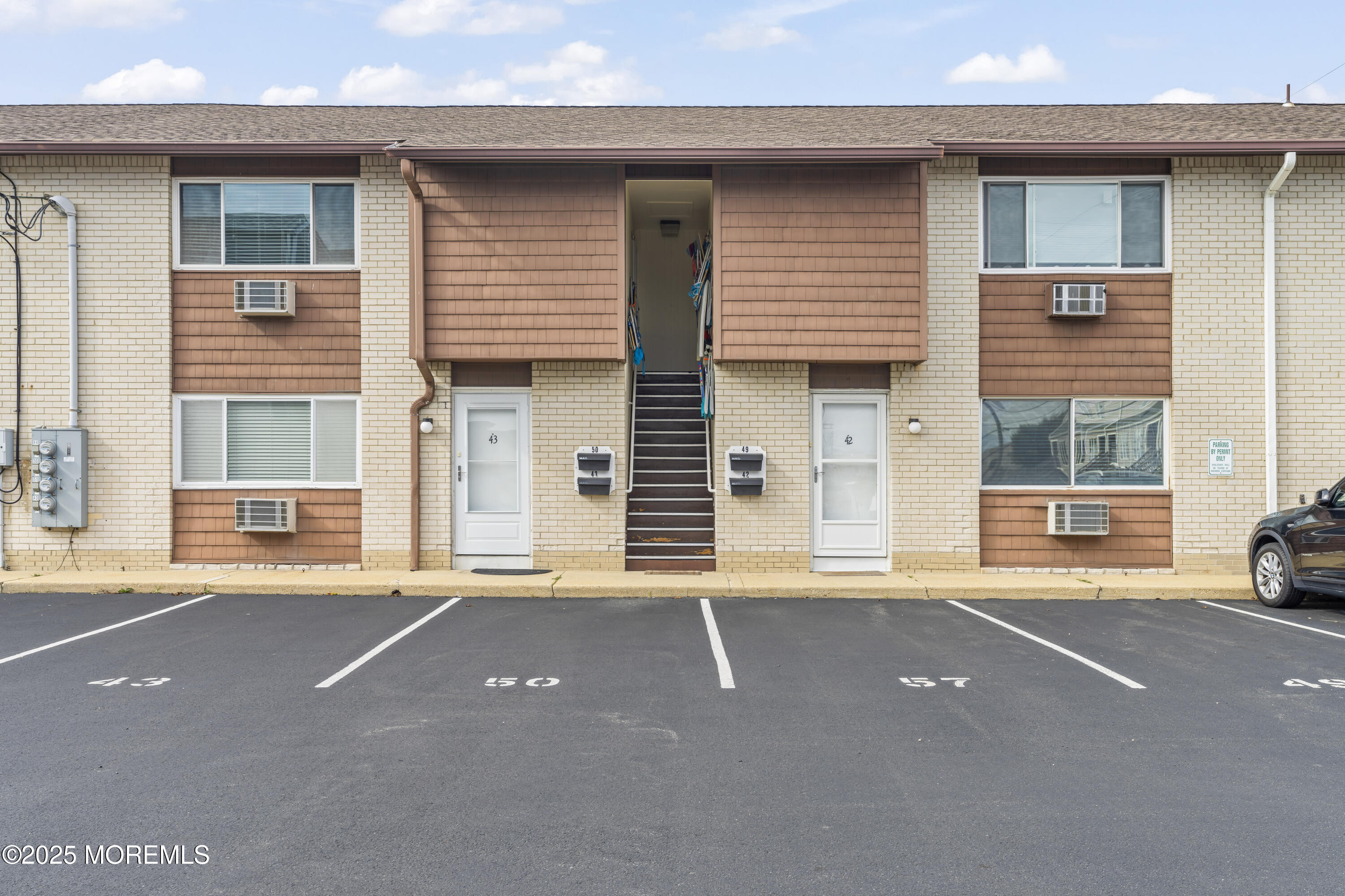 Residential Lease in Sea Bright