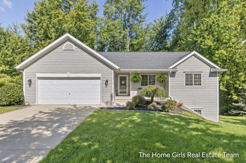 10333 Meadowgate Dr Ne, Sparta, MI, 49345-8232 | Card Image