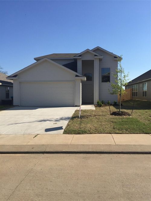 1516 Chama Dr, Fort Worth, TX, 76119-2666 | Card Image