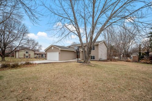 16144 Finch Avenue W, Lakeville, MN, 55068 | Card Image