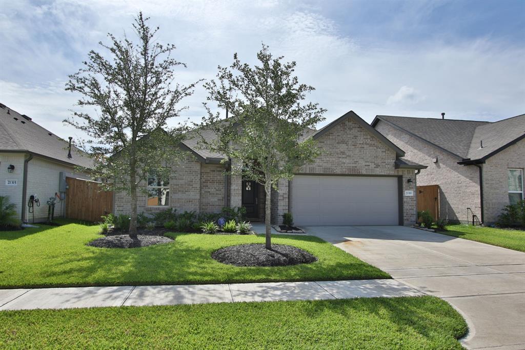 Bering Reach Dr, Cypress, TX 77433