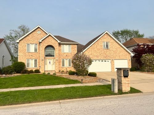 15223 Naughton Dr, South Holland, IL, 60473-1116 | Card Image