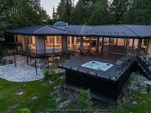 285 Balmy Beach Rd, Owen Sound, ON, N4K5N4 | Card Image