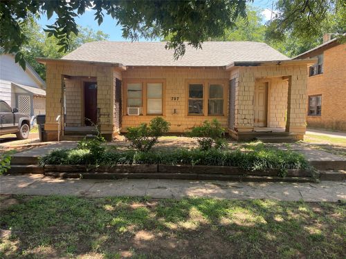 707 Baylor St, Wichita Falls, TX, 76301-4205 | Card Image