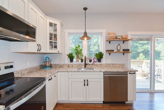 UNIT-3 - 260 Main St, Condo with 2 bedrooms, 3 bathrooms and 1 parking in Blackstone MA | Image 11