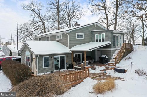 1177 Walker Rd, Chambersburg, PA, 17202-9702 | Card Image