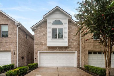 1549 Cortlandt Street, Townhouse with 2 bedrooms, 2 bathrooms and null parking in Houston TX | Image 2