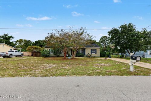 121 Freshwater Drive, Hubert, NC, 28539 | Card Image