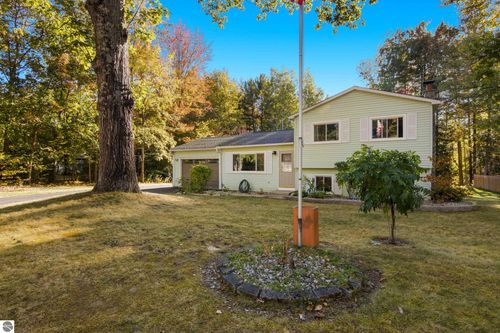 9669 Chateau St, Interlochen, MI, 49643-9715 | Card Image