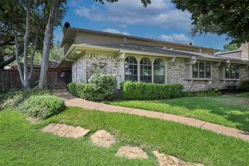 10504 Berry Knoll Dr, Dallas, TX, 75230-4245 | Card Image