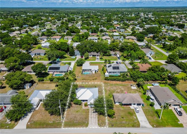 442 Fleming St, House other with 3 bedrooms, 2 bathrooms and null parking in SEBASTIAN FL | Image 28