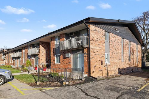 1-606 Lynn Ave, Kalamazoo, MI, 49008-2990 | Card Image
