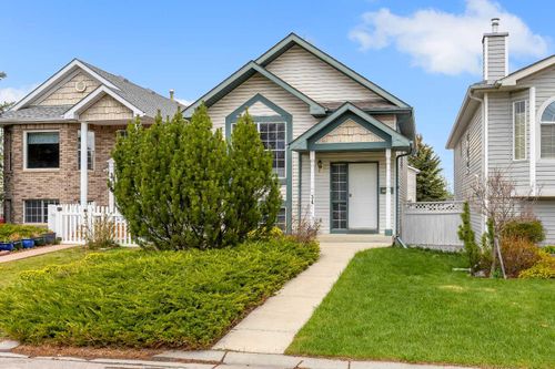 34 Hidden Spring Cir Nw, Calgary, AB, T3A5H3 | Card Image