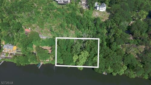 202 W Shore Trl, Sparta, NJ, 07871-1614 | Card Image