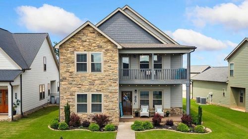 415 Tuscany Village Dr, Ringgold, GA, 30736-4242 | Card Image