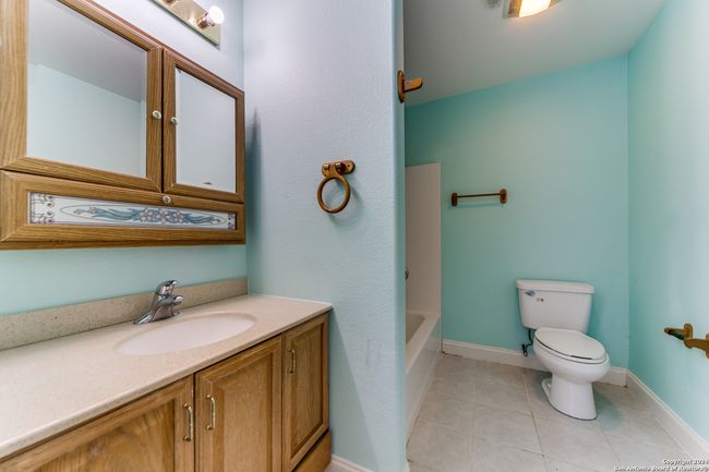 34970 AND 34900 Smithson Valley Rd, House other with 3 bedrooms, 4 bathrooms and null parking in Bulverde TX | Image 14