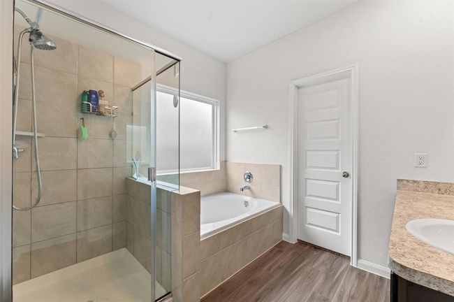 16635 Olivewood Ln, House other with 3 bedrooms, 3 bathrooms and 2 parking in Conroe TX | Image 13