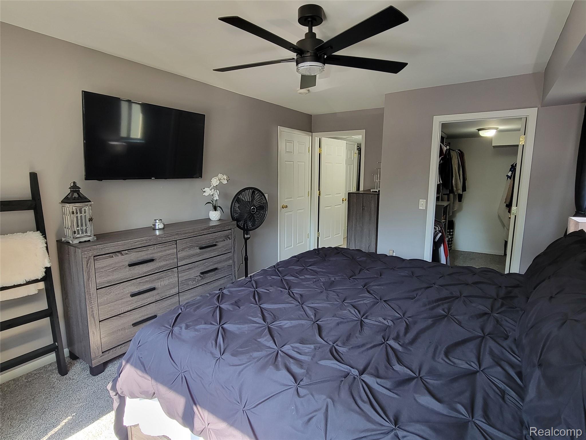 Residential in Oakland Charter Township 3