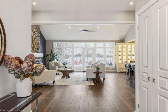 880 Metler Rd, House other with 5 bedrooms, 2 bathrooms and 28 parking in Fenwick ON | Image 10