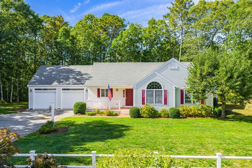 3 Stephen Hopkins Rd, Harwich, MA, 02645-1251 | Card Image