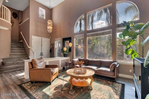 3023 Hollycrest Ave, Thousand Oaks, CA, 91362 | Card Image