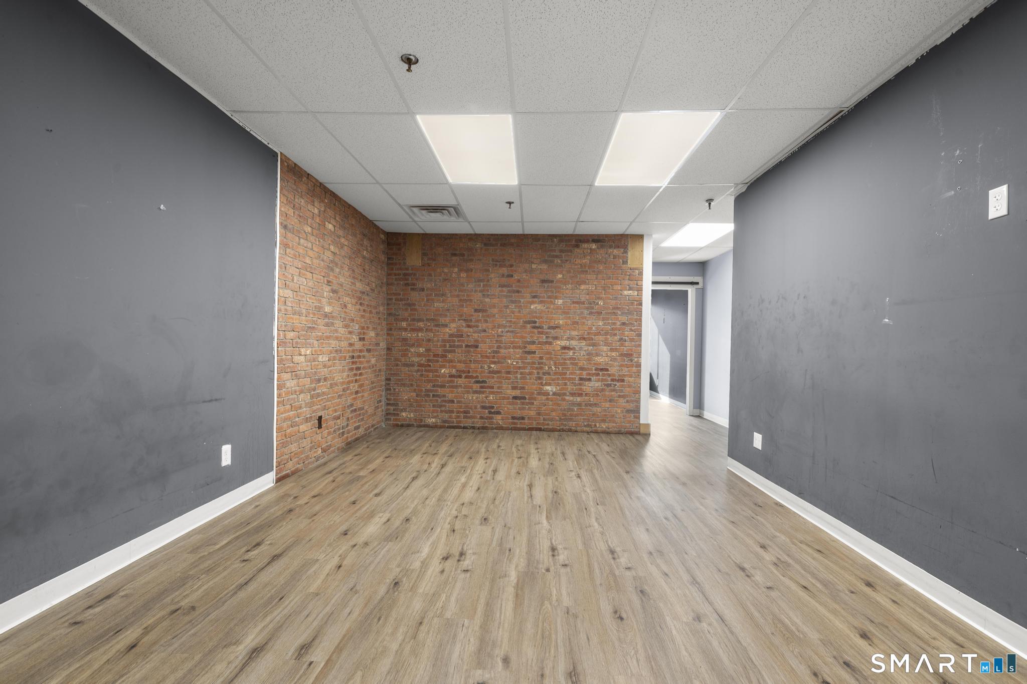 Commercial Lease in Middletown