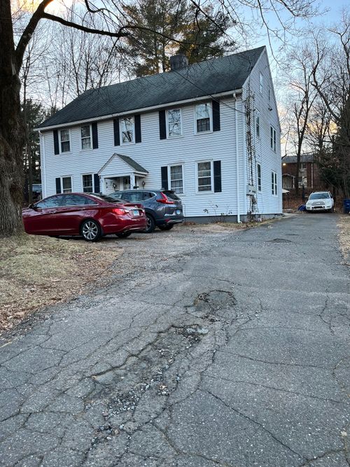 92 West St, Vernon, CT, 06066-2913 | Card Image