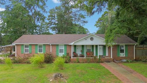 5524 Laurel Ln Nw, Lilburn, GA, 30047-6168 | Card Image