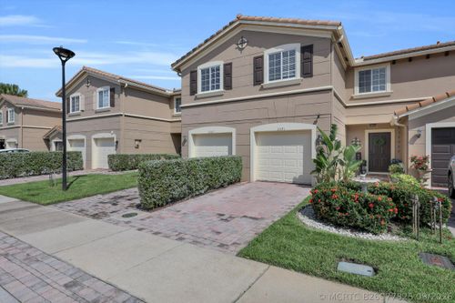 2591 Sw Marshfield Ct, Port St Lucie, FL, 34953-4368 | Card Image