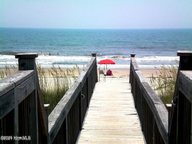 Sunset Beach, boat launch waterfront park within 5 minutes | Image 75