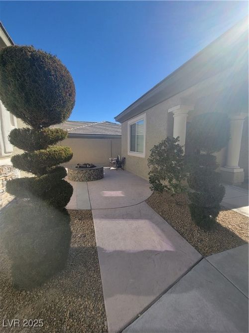 10548 Ettenmoor Ave, Las Vegas, NV, 89135-2153 | Card Image