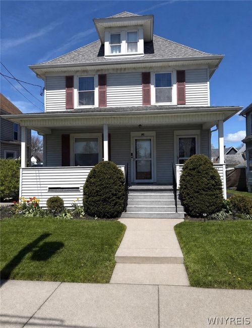 332 Thompson St, North Tonawanda, NY, 14120-5533 | Card Image