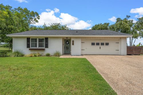128 Thompson Cir, Lorena, TX, 76655-9682 | Card Image