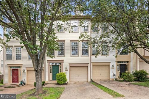 9305 China Grove Ct, MANASSAS, VA, 20110-8914 | Card Image