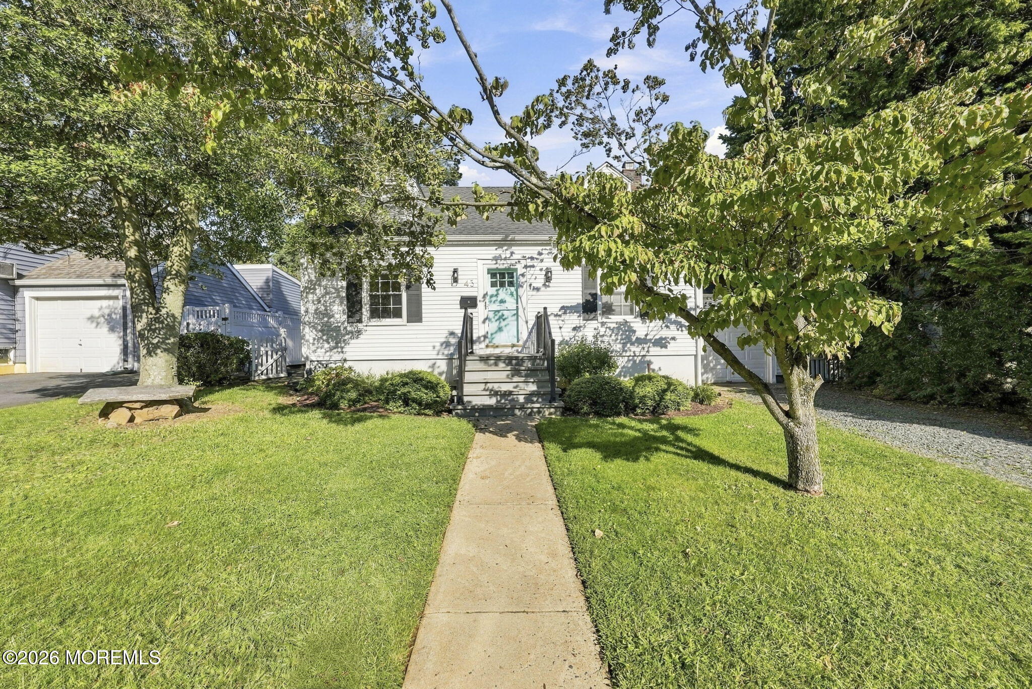 Residential Lease in Little Silver