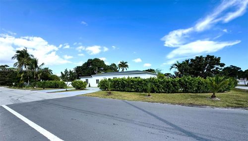 14801 Nw 5th Ave, Miami, FL, 33168-4210 | Card Image