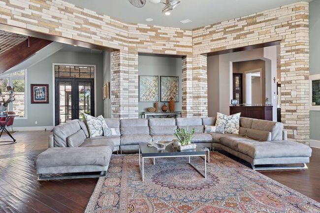 17807 Breakwater Dr, House other with 4 bedrooms, 6 bathrooms and 3 parking in Jonestown TX | Image 7