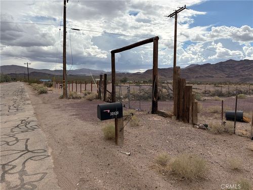 30920 Nopal Ln, Newberry Springs, CA, 92365-9613 | Card Image