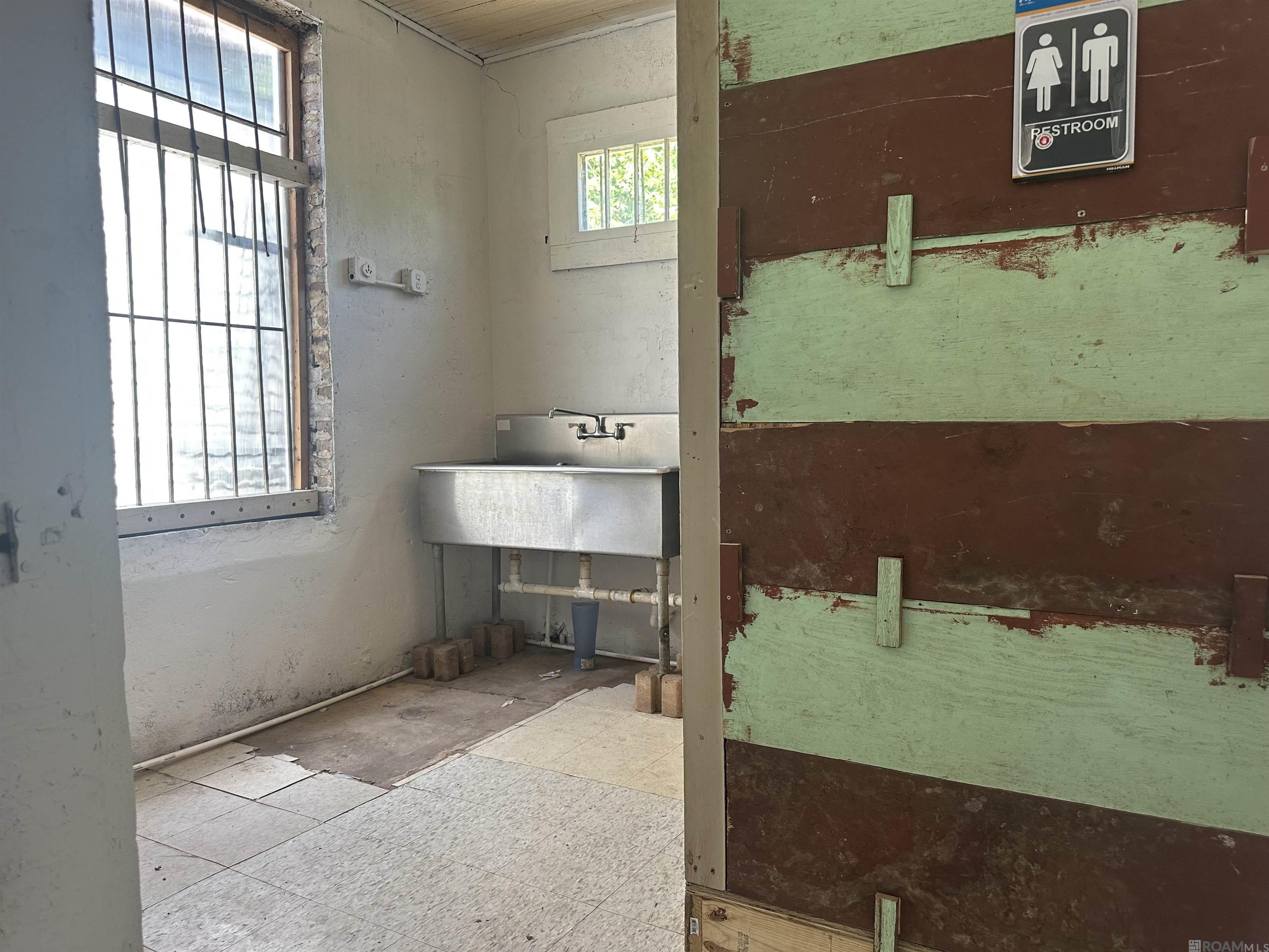 Commercial Lease in Baton Rouge 4