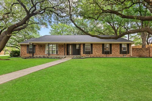 6554 Ridgeview Cir, Dallas, TX, 75240-5463 | Card Image