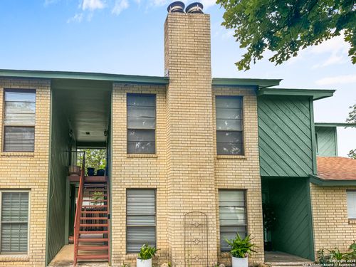 apt-104-516 N King St, Seguin, TX, 78155-4857 | Card Image