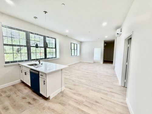 208-455 Massachusetts Ave, Arlington, MA, 02474 | Card Image