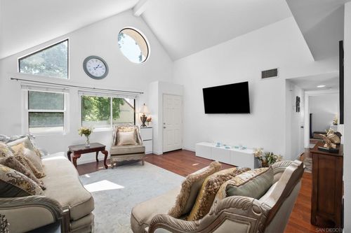 unit-255-17885 Caminito Pinero, San Diego, CA, 92128-4805 | Card Image