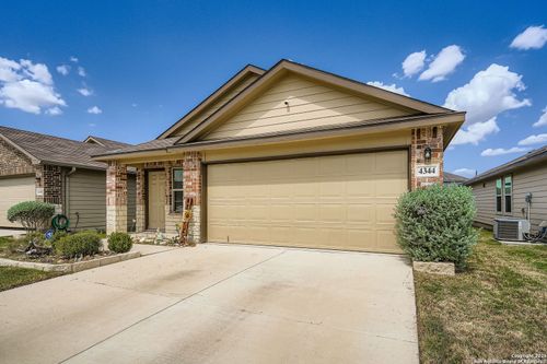 4344 Lake Ritter St, Saint Hedwig, TX, 78152-3501 | Card Image